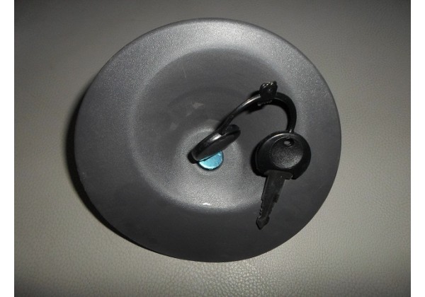 Кришка бака Renault Kangoo